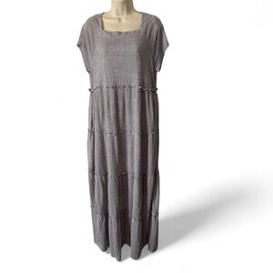 Listicle Gray Tiered Maxi Dress